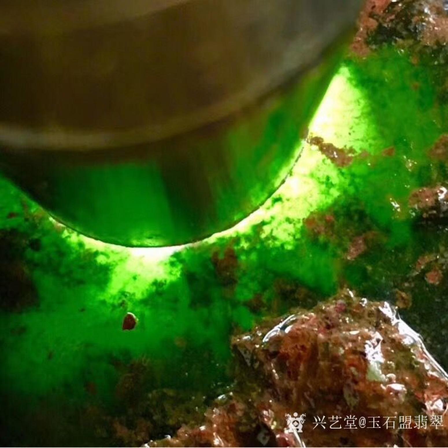 玉石盟翡翠文玩雜項作品《翡翠原石》【圖0】