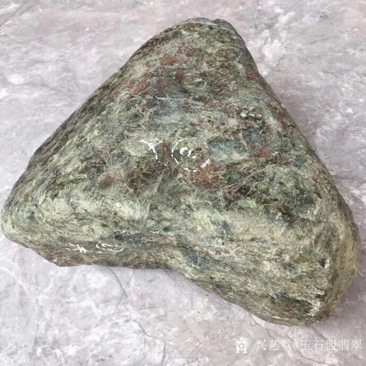 玉石盟翡翠文玩雜項作品《翡翠原石》【圖2】